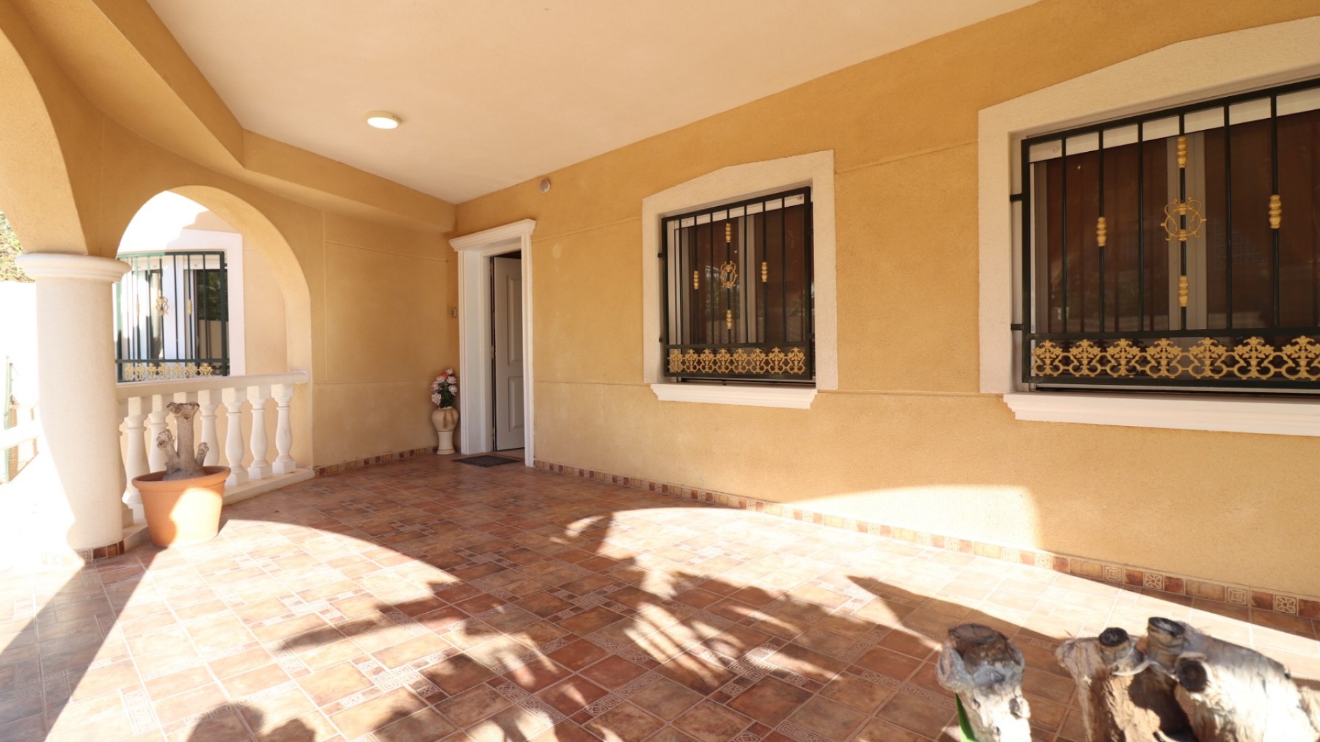 Sale - Detached Villa -
La Marina - La Escuera