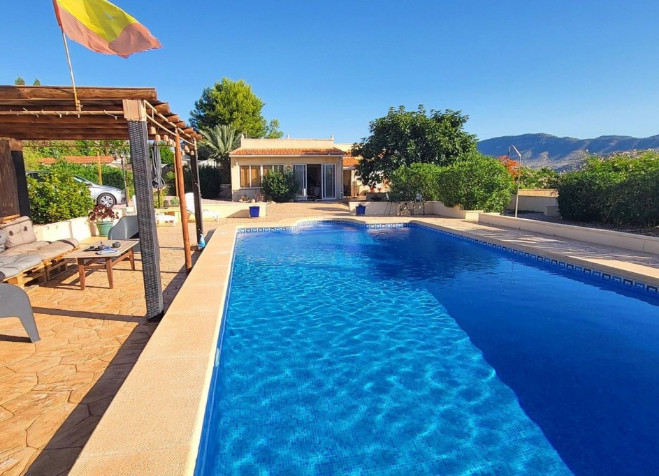 Sale - Detached Villa -
La Romana