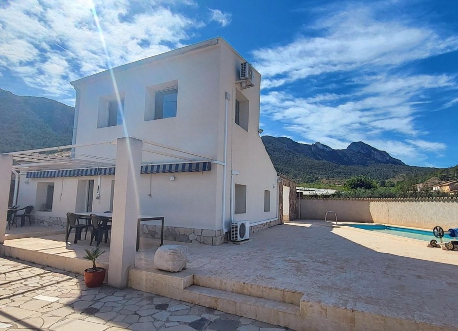 Sale - Detached Villa -
La Romana