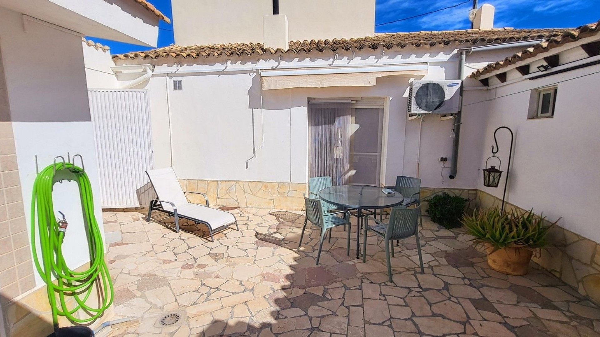 Sale - Detached Villa -
La Romana