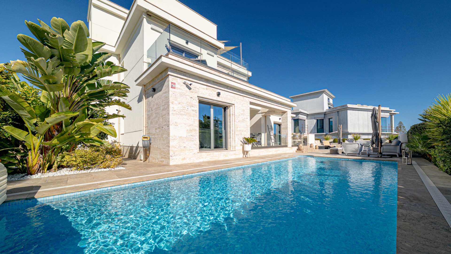 Sale - Detached Villa -
La Zenia - Beachside