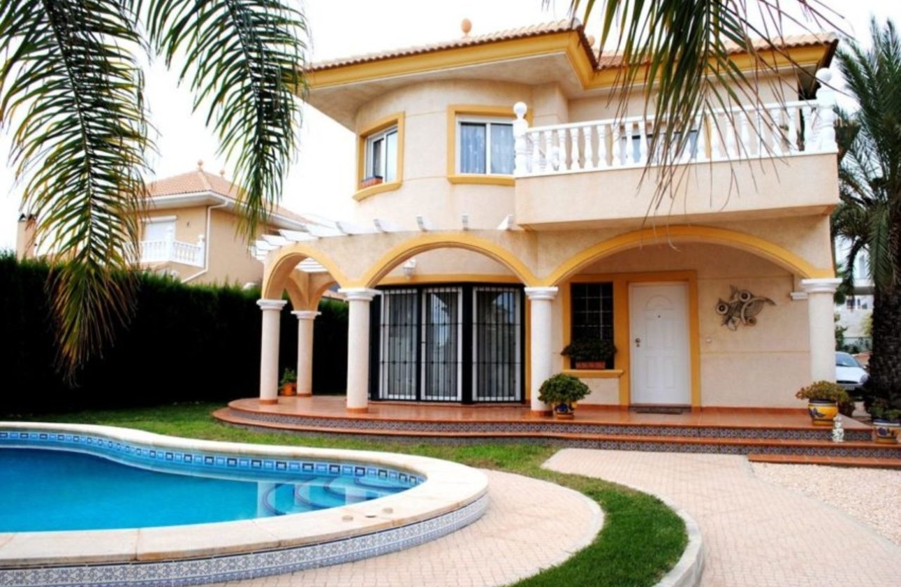 Sale - Detached Villa -
La Zenia - Costa Blanca
