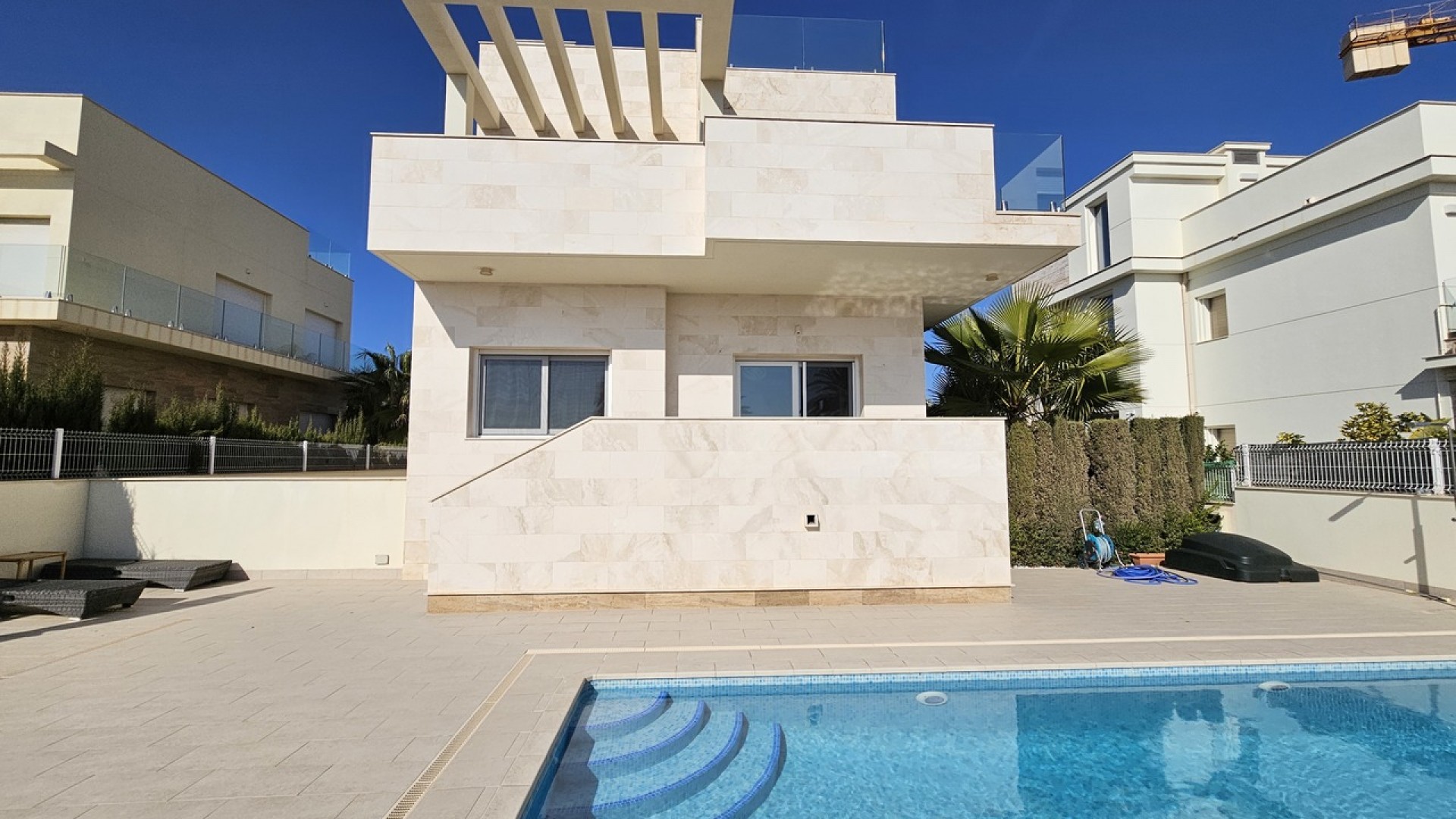 Sale - Detached Villa -
La Zenia