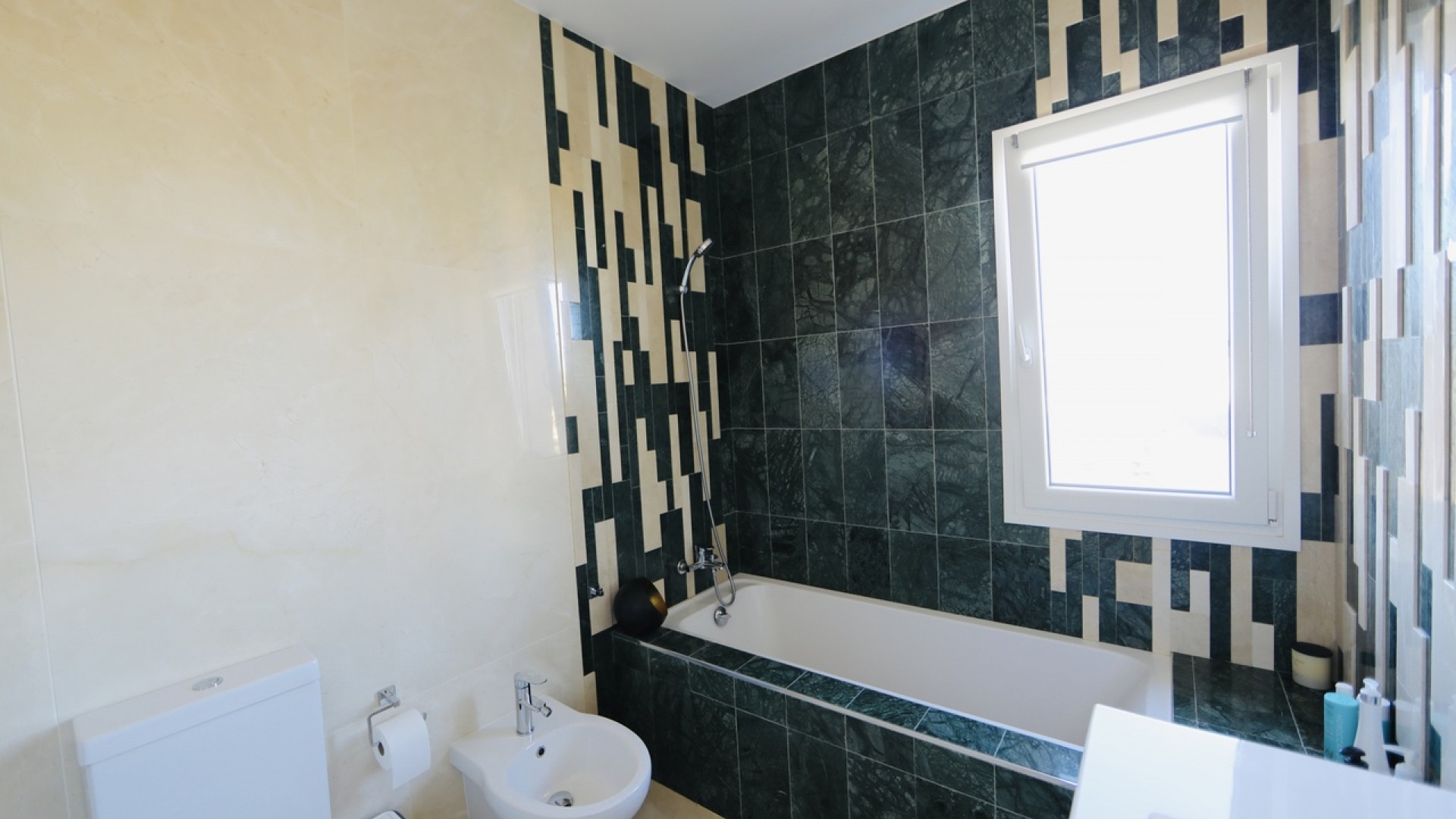 Sale - Detached Villa -
La Zenia