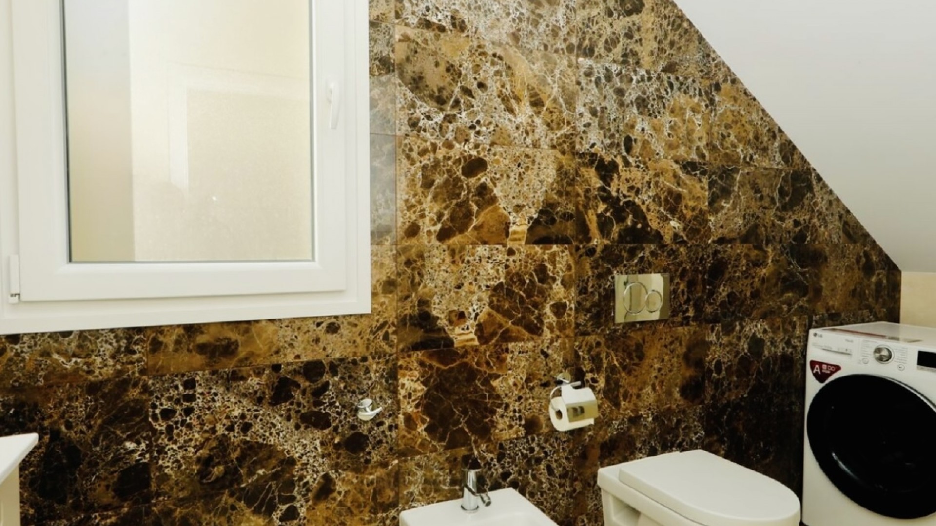 Sale - Detached Villa -
La Zenia