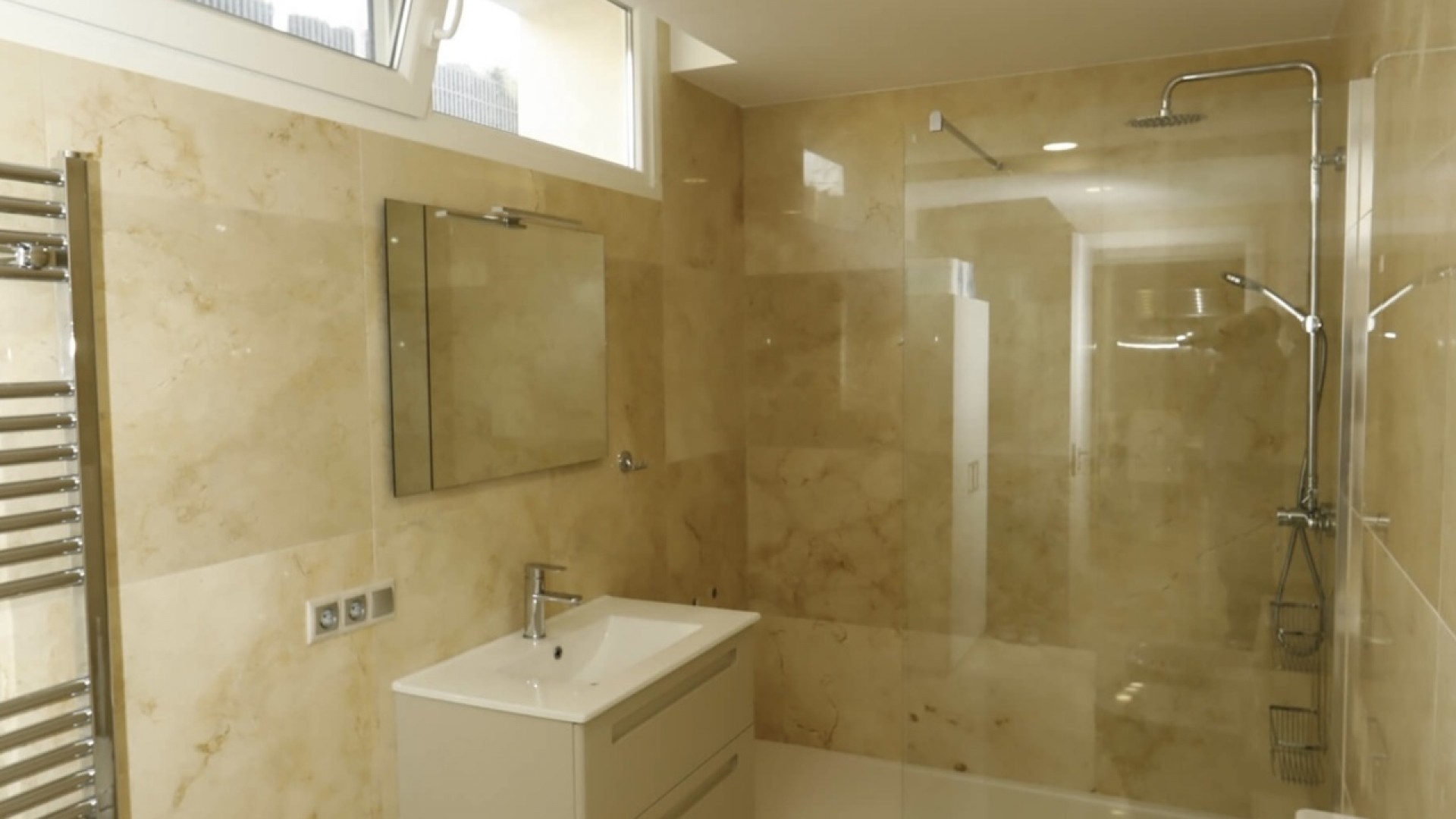 Sale - Detached Villa -
La Zenia