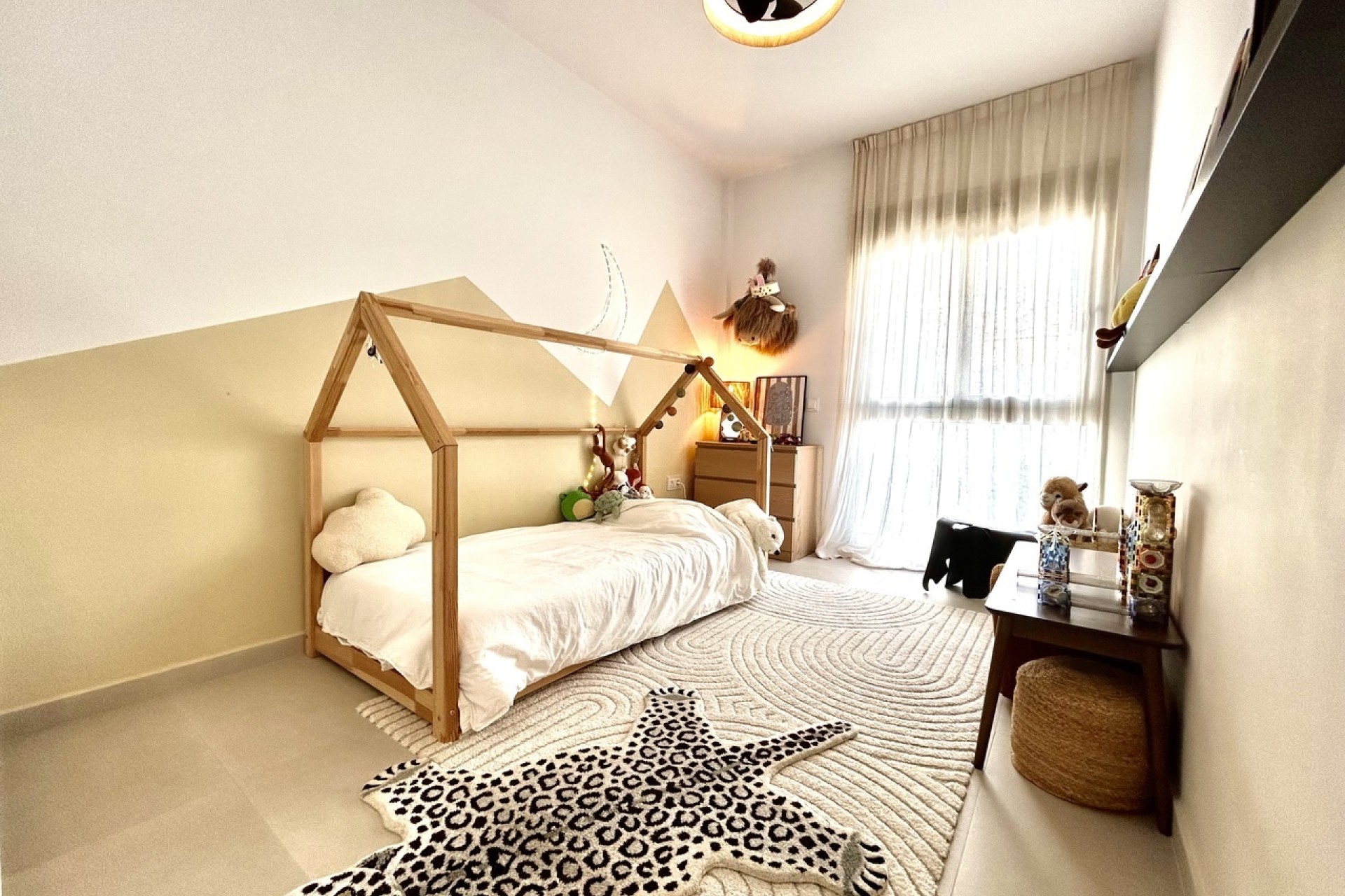 Sale - Detached Villa -
Las Filipinas - Inland