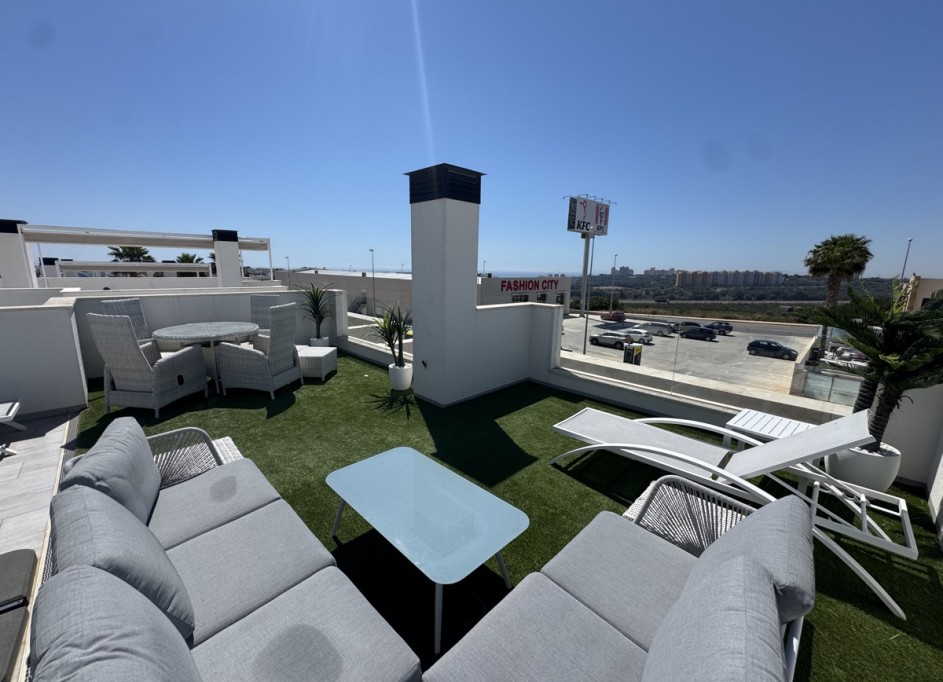 Sale - Detached Villa -
Lomas de Cabo Roig