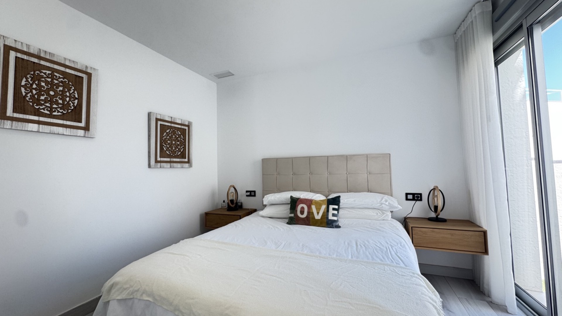 Sale - Detached Villa -
Lomas de Cabo Roig