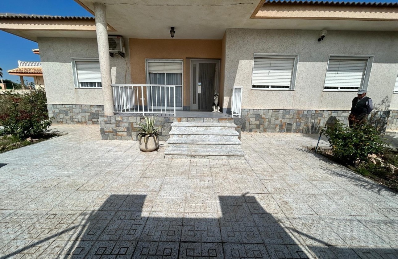 Sale - Detached Villa -
Los Alcazares - Las Lomas Del Rame-bahía Bella