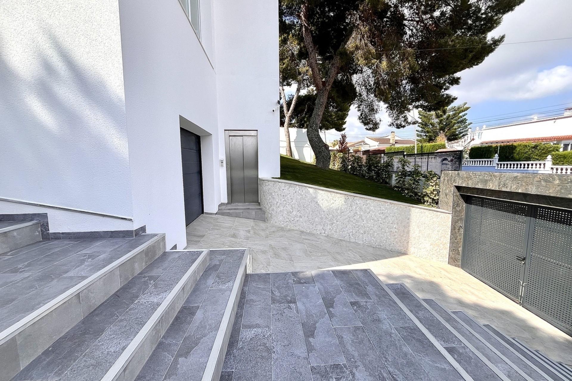 Sale - Detached Villa -
Los Balcones - Los Altos del Edén - Costa Blanca