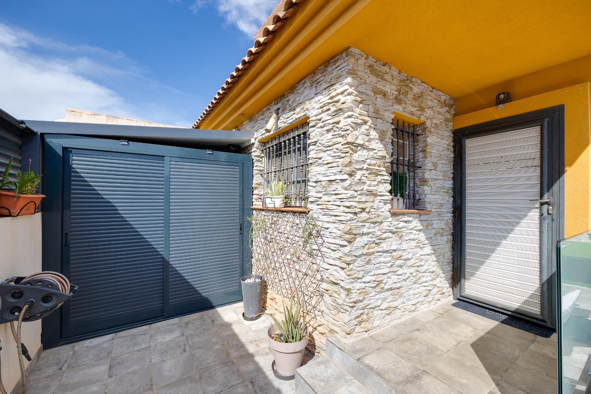 Sale - Detached Villa -
Los Montesinos - La Herada