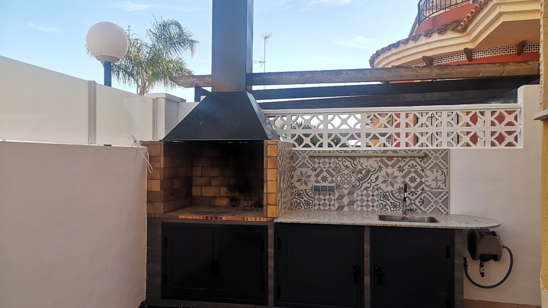 Sale - Detached Villa -
Los Montesinos - La Herrada