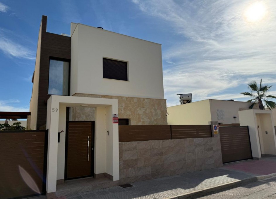 Sale - Detached Villa -
Los Montesinos