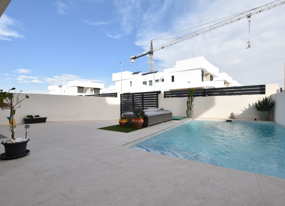 Sale - Detached Villa -
Los Montesinos
