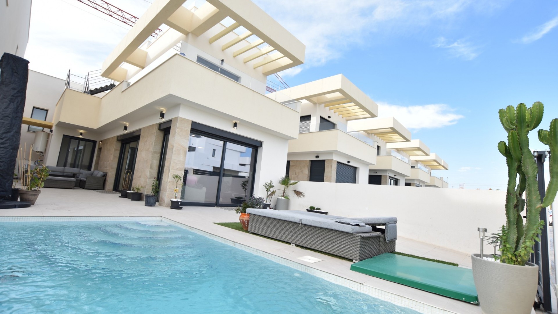 Sale - Detached Villa -
Los Montesinos