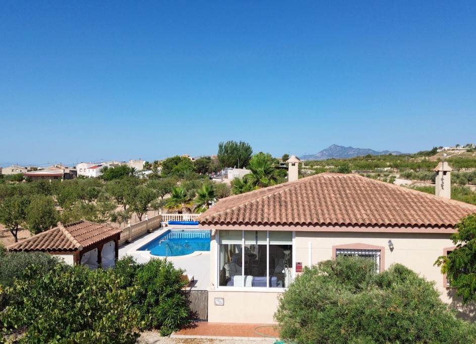 Sale - Detached Villa -
Macisvenda