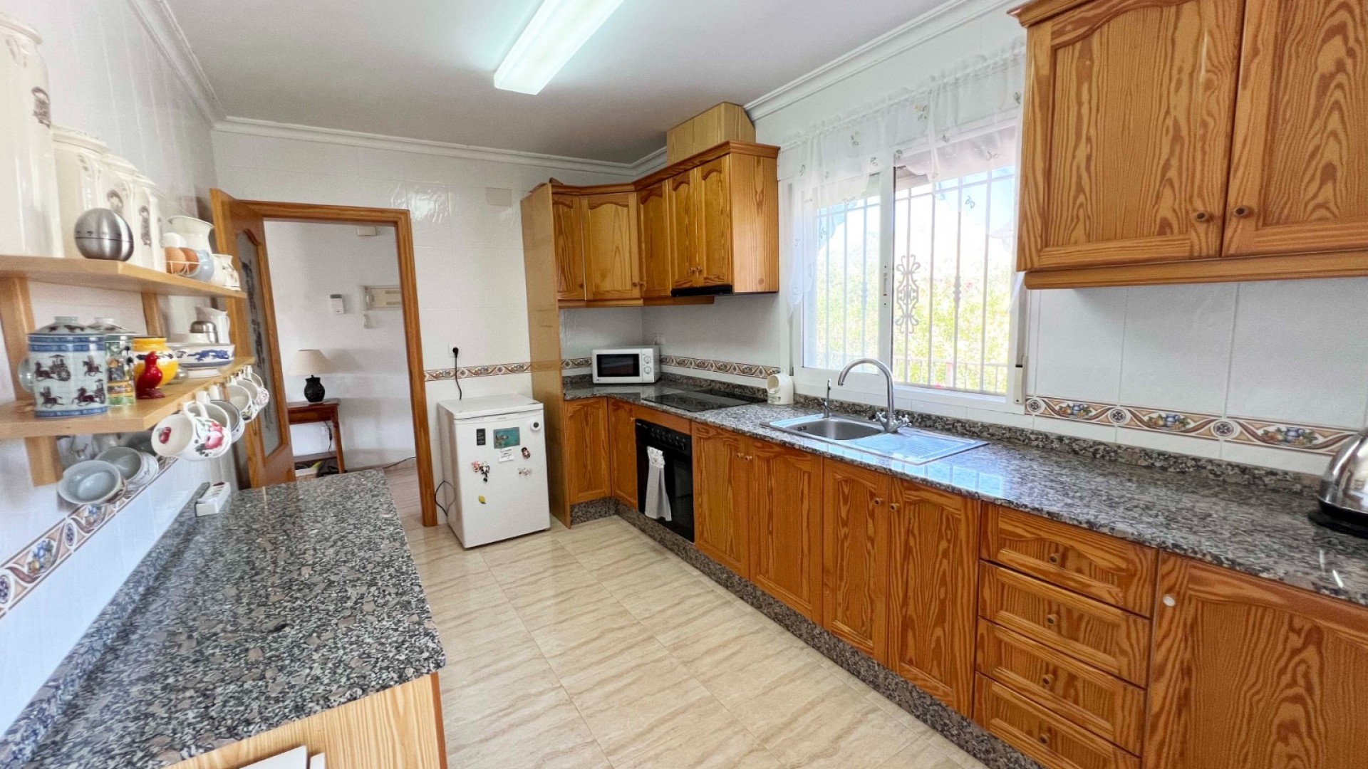 Sale - Detached Villa -
Macisvenda