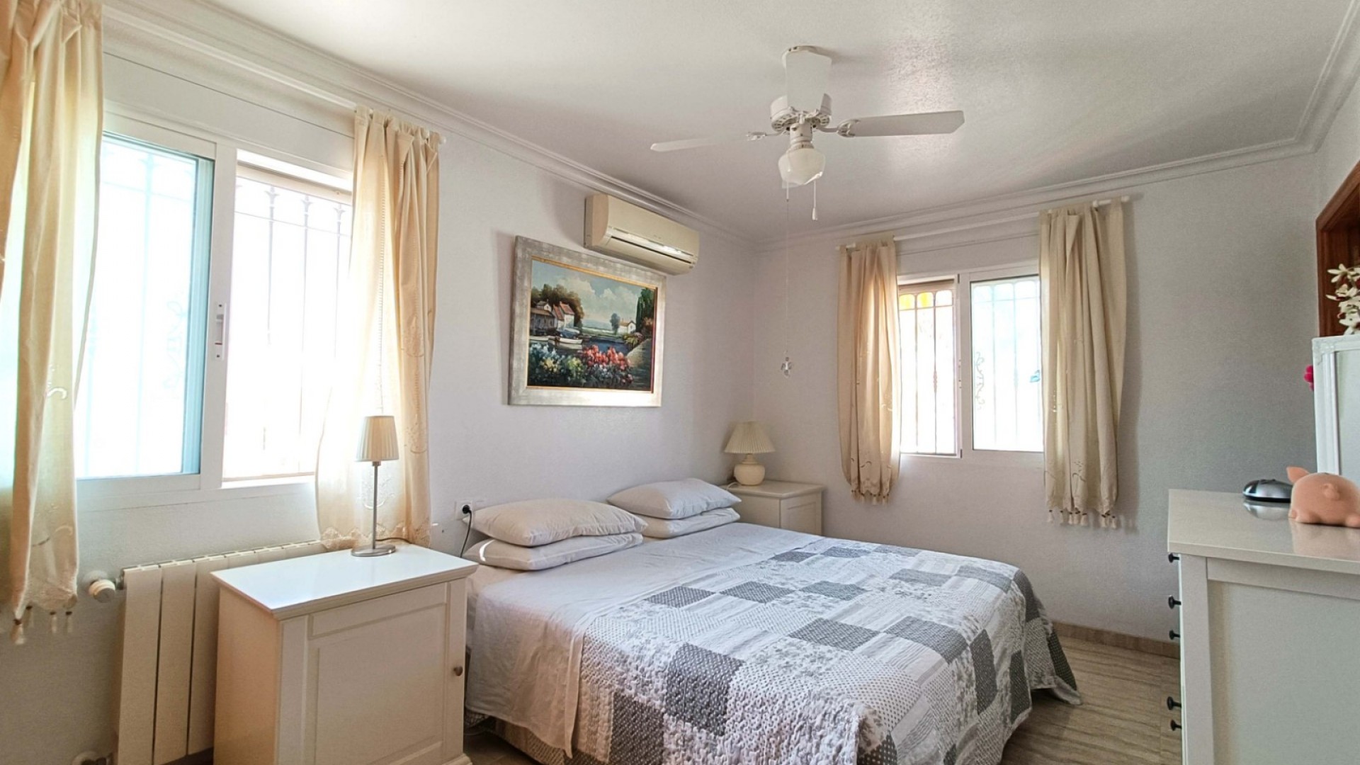 Sale - Detached Villa -
Macisvenda