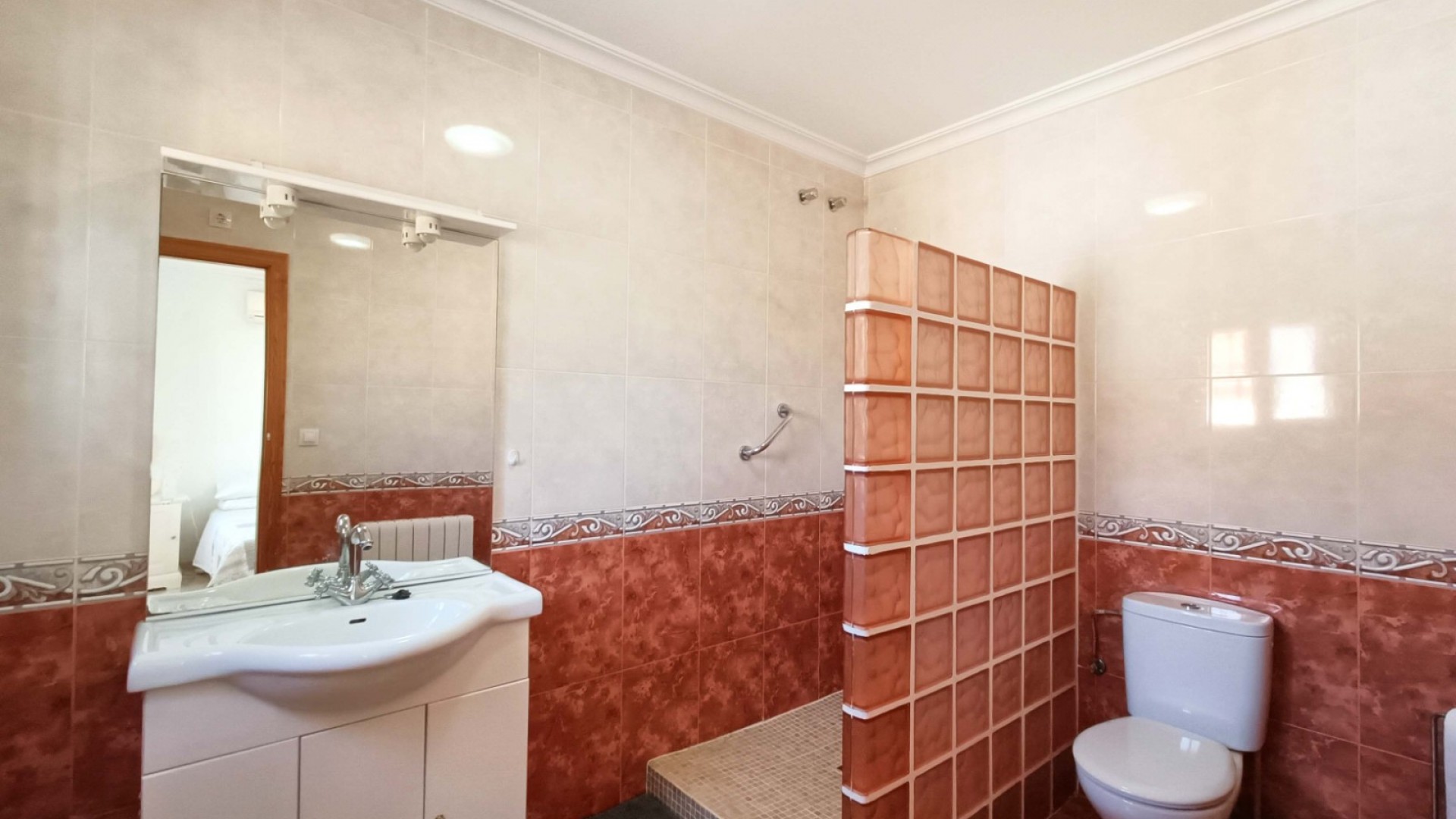 Sale - Detached Villa -
Macisvenda