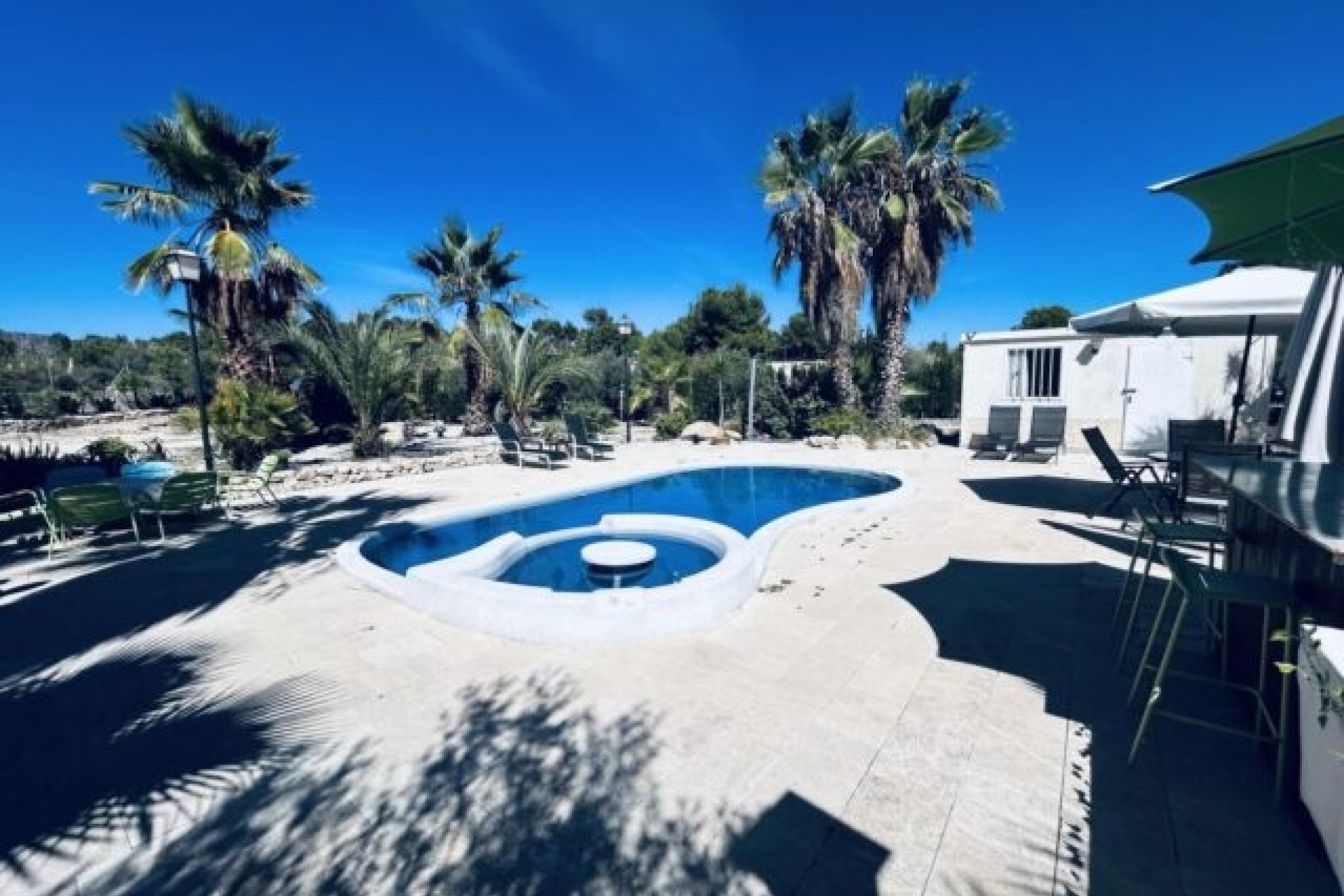 Sale - Detached Villa -
Monóvar