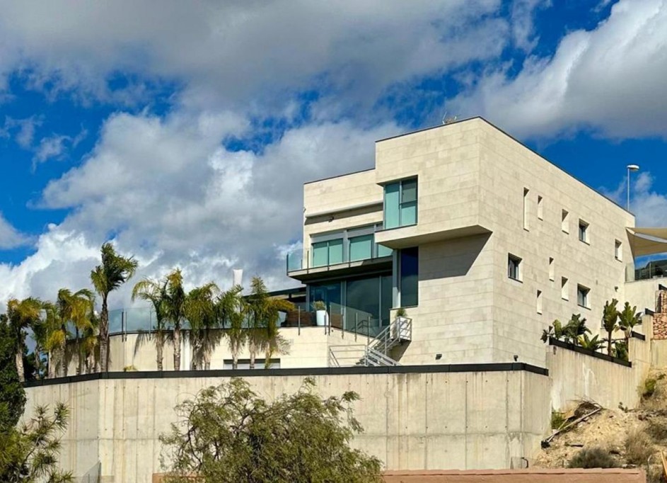 Sale - Detached Villa -
Murcia