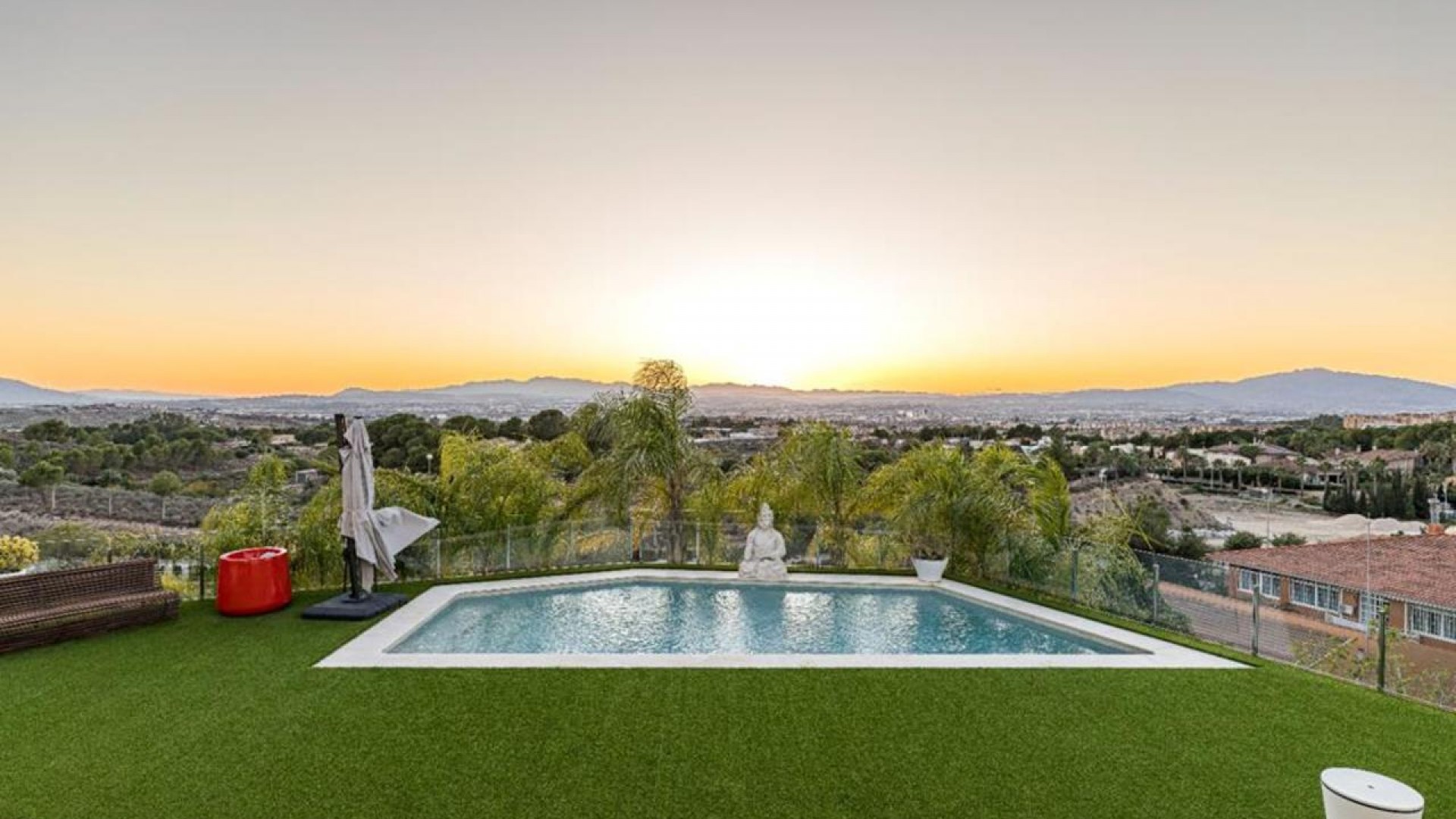 Sale - Detached Villa -
Murcia