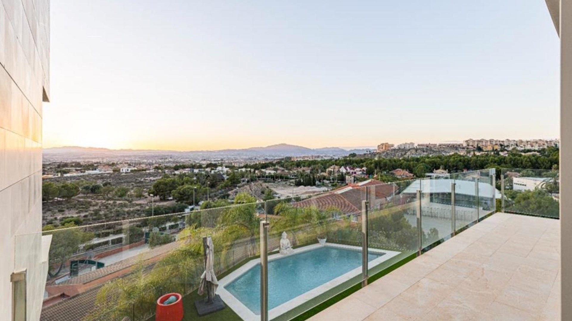 Sale - Detached Villa -
Murcia