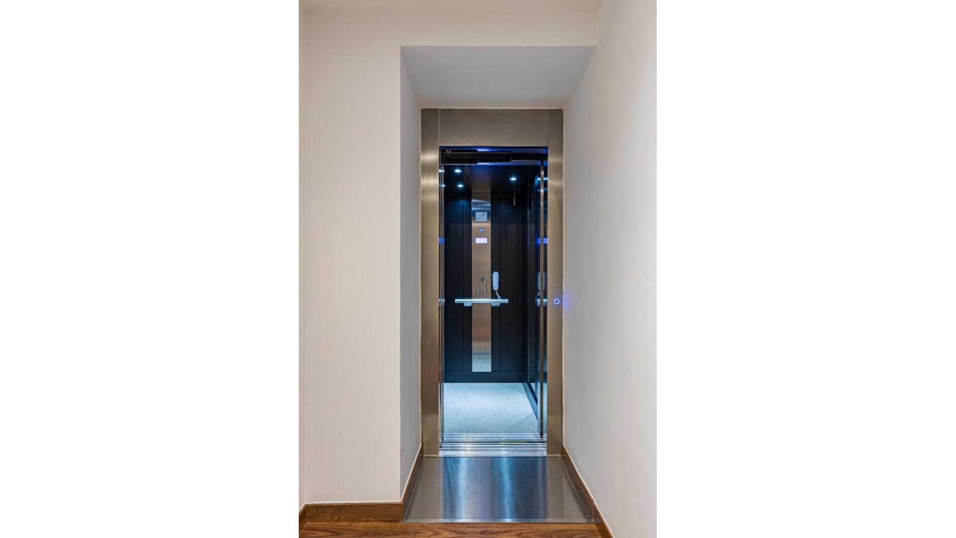 Sale - Detached Villa -
Murcia