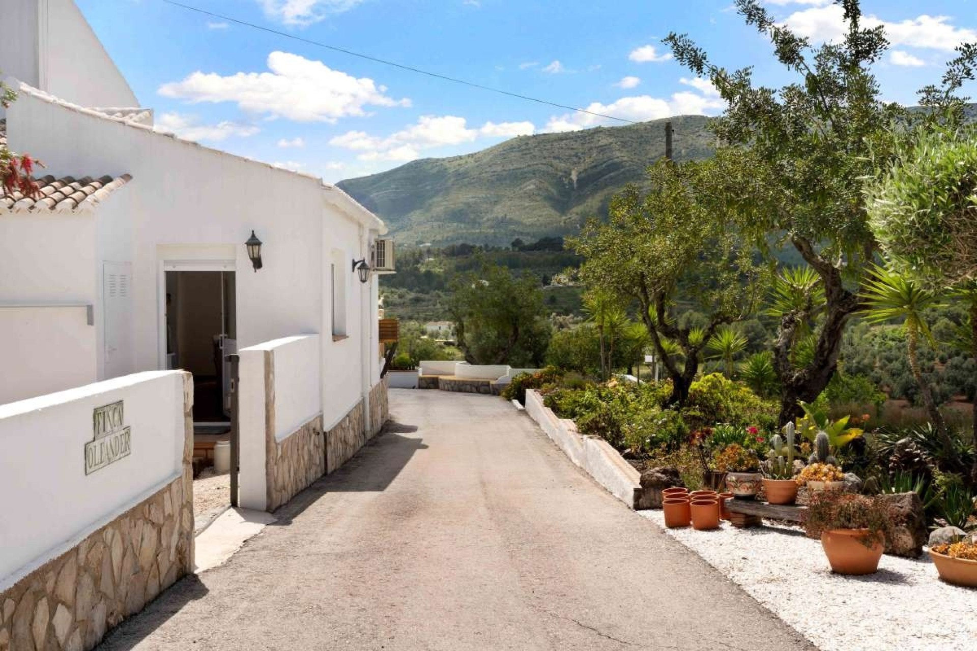 Sale - Detached Villa -
Murla - Inland