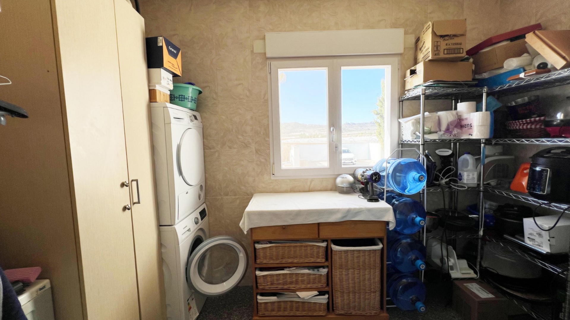 Sale - Detached Villa -
Novelda