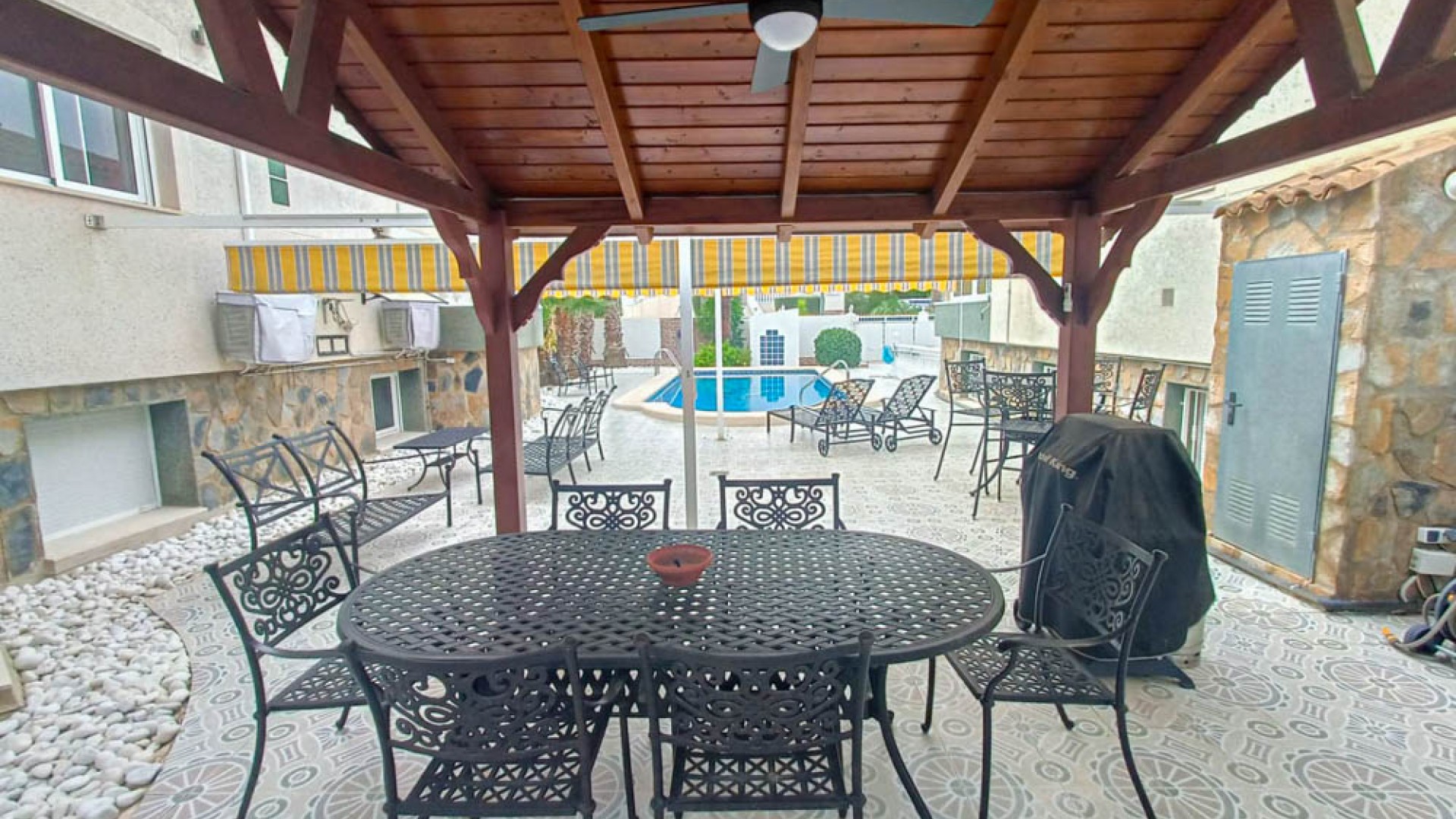 Sale - Detached Villa -
Orihuela - Benferri