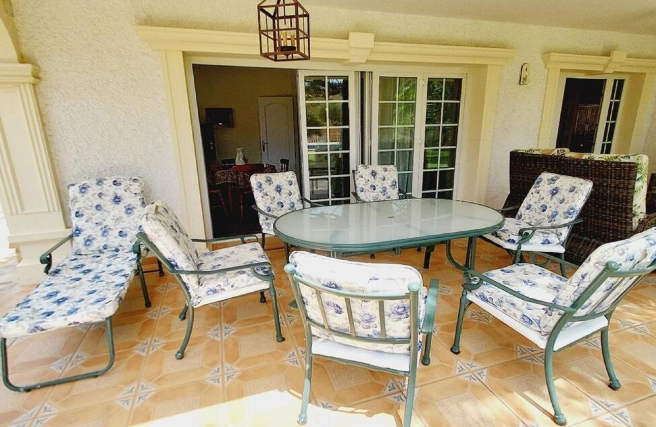 Sale - Detached Villa -
Orihuela Costa - Cabo Roig