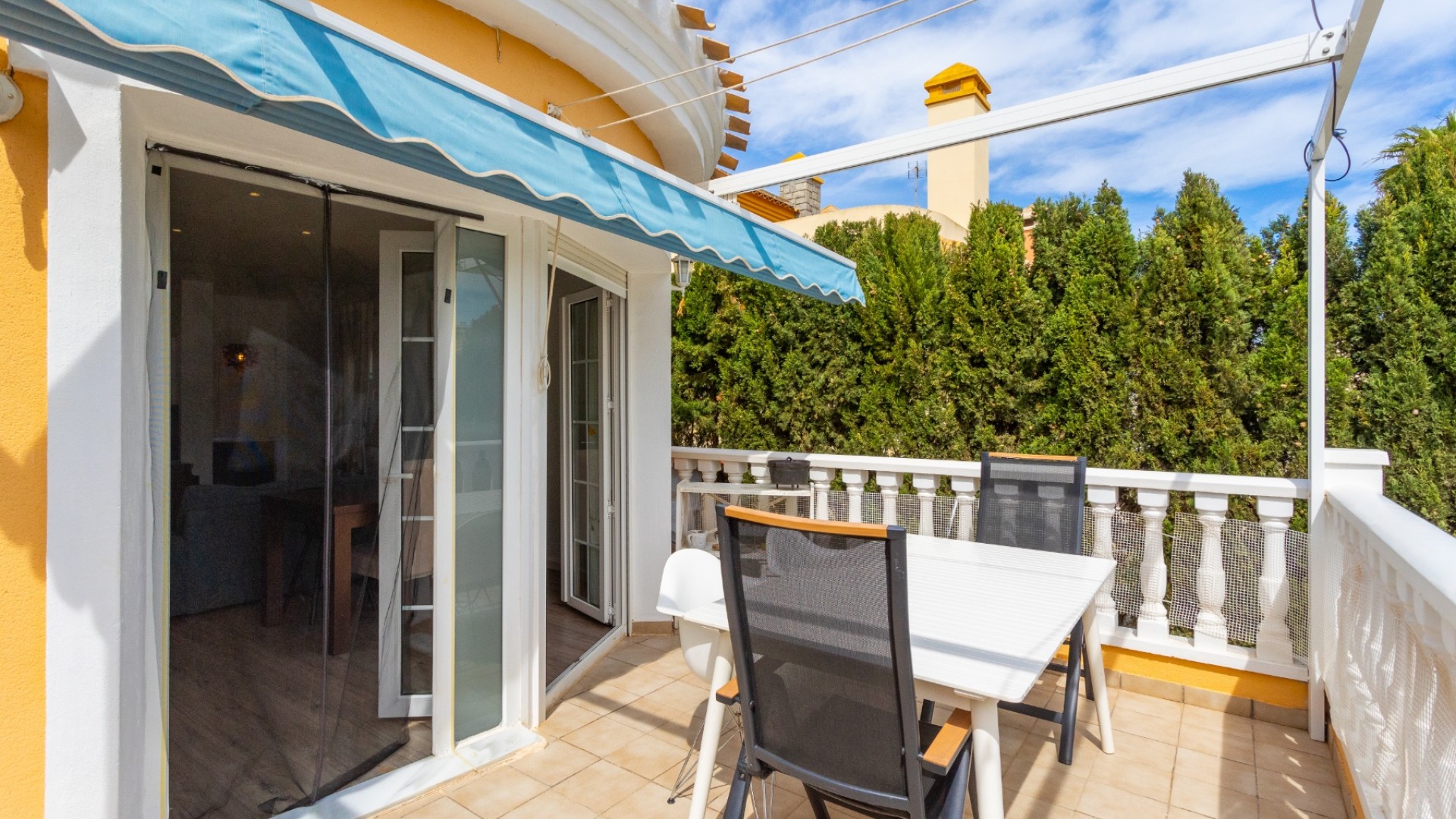 Sale - Detached Villa -
Orihuela Costa - Cabo Roig