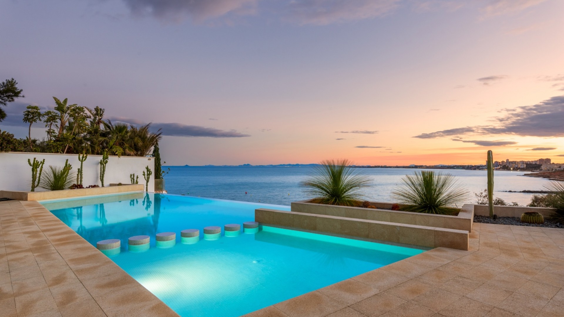 Sale - Detached Villa -
Orihuela Costa - Cabo Roig