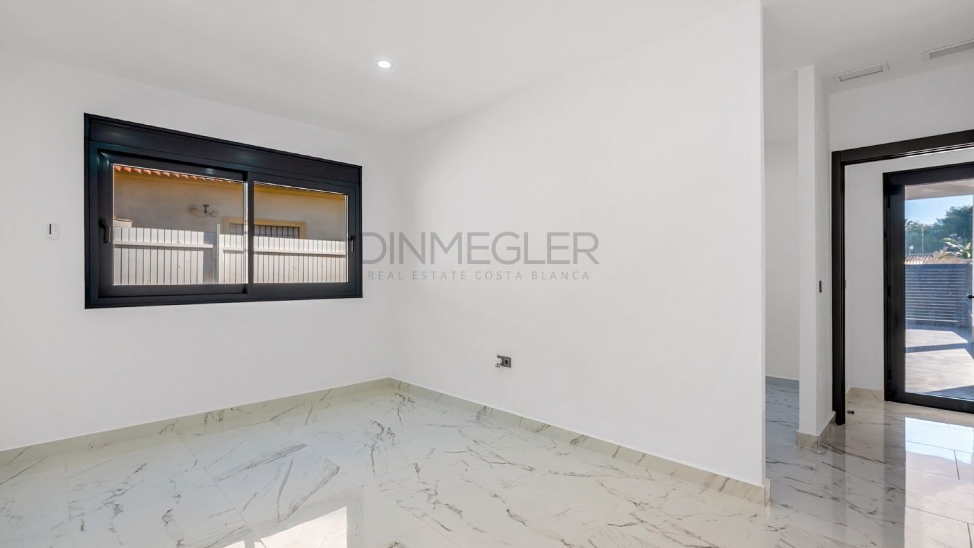 Sale - Detached Villa -
Orihuela Costa - Campoamor