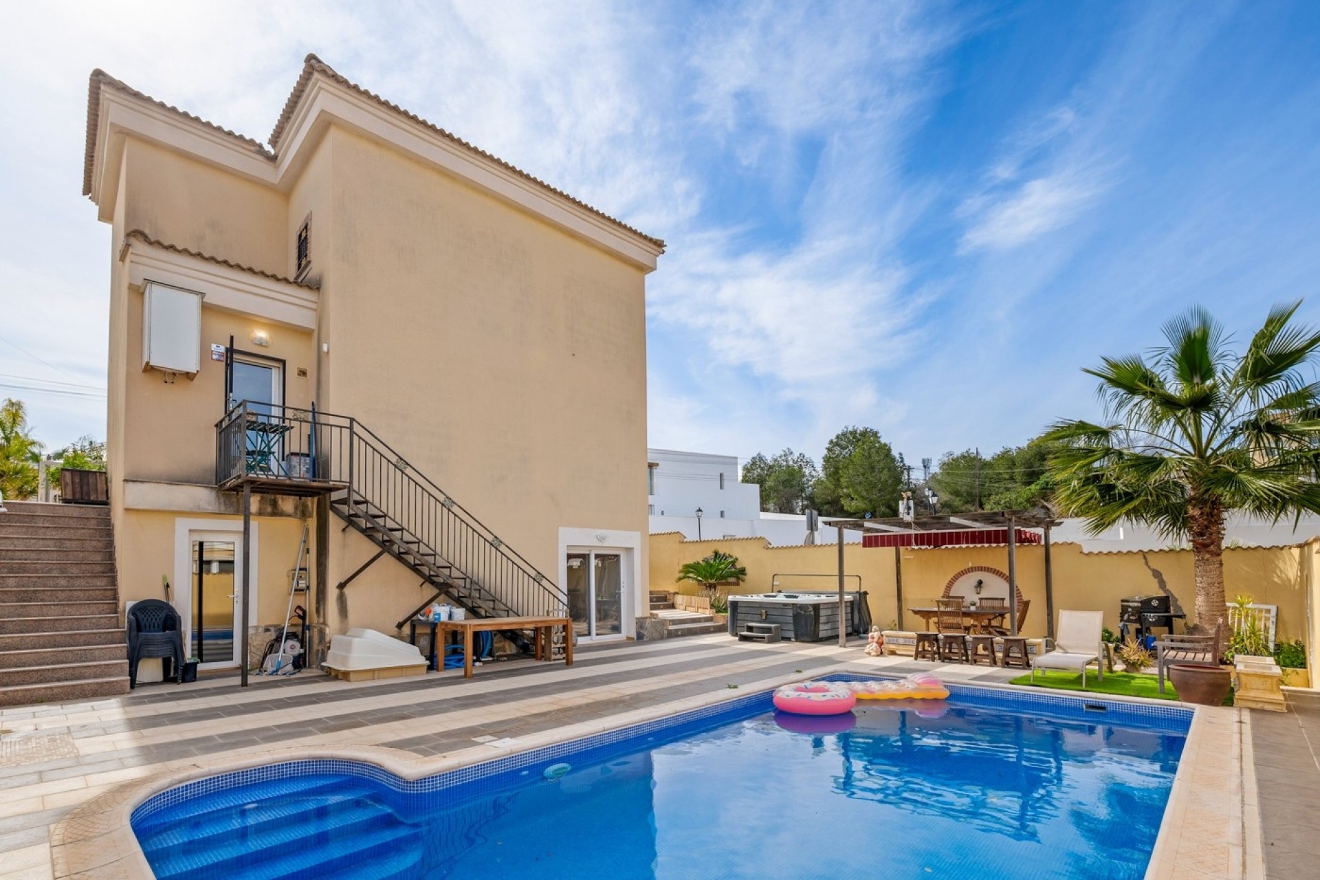 Sale - Detached Villa -
Orihuela Costa - Castillo de Don Juan