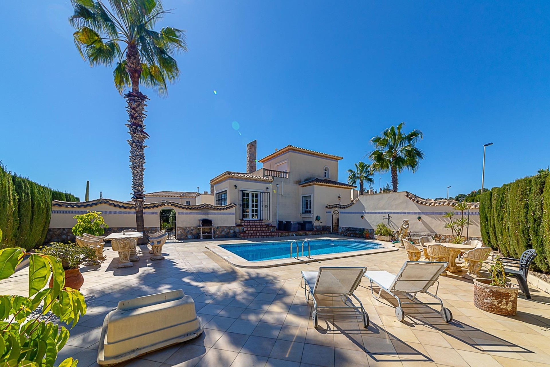 Sale - Detached Villa -
Orihuela Costa - Costa Blanca