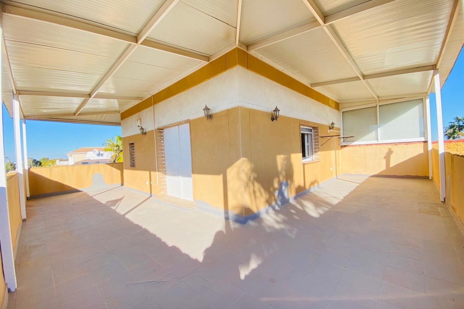 Sale - Detached Villa -
Orihuela Costa - La Florida