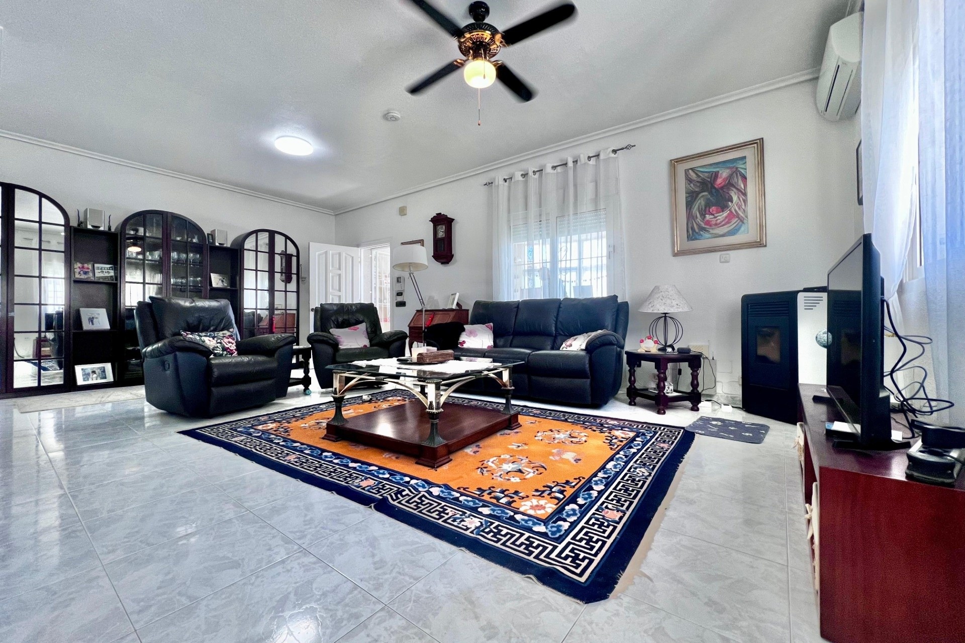 Sale - Detached Villa -
Orihuela Costa - La Zenia