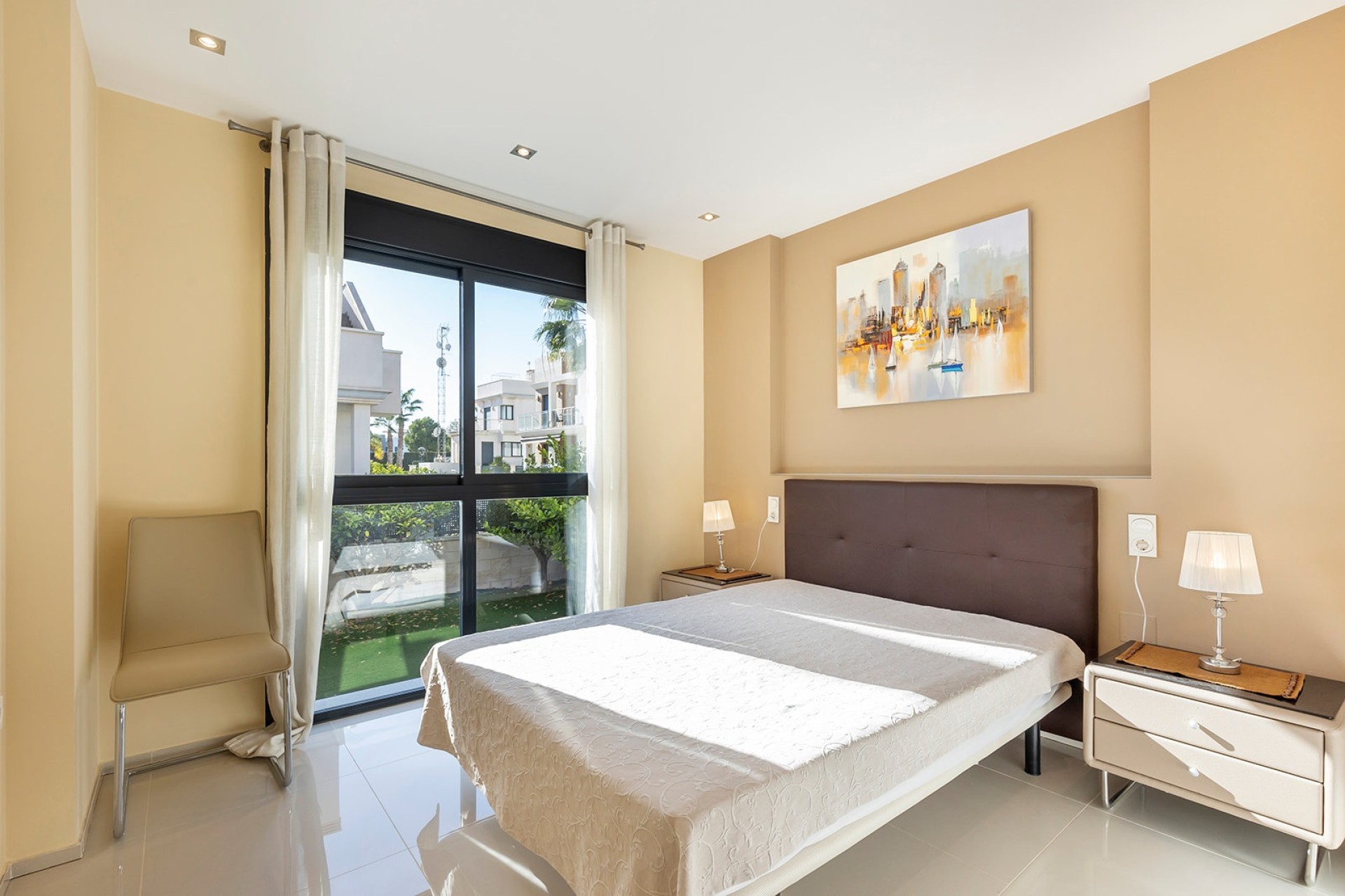 Sale - Detached Villa -
Orihuela Costa - La Zenia