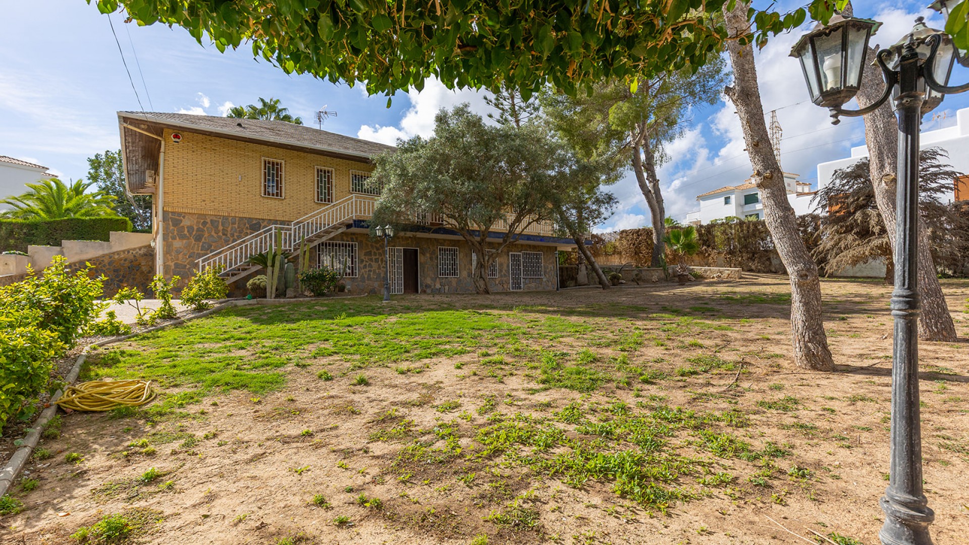 Sale - Detached Villa -
Orihuela Costa - Las Filipinas