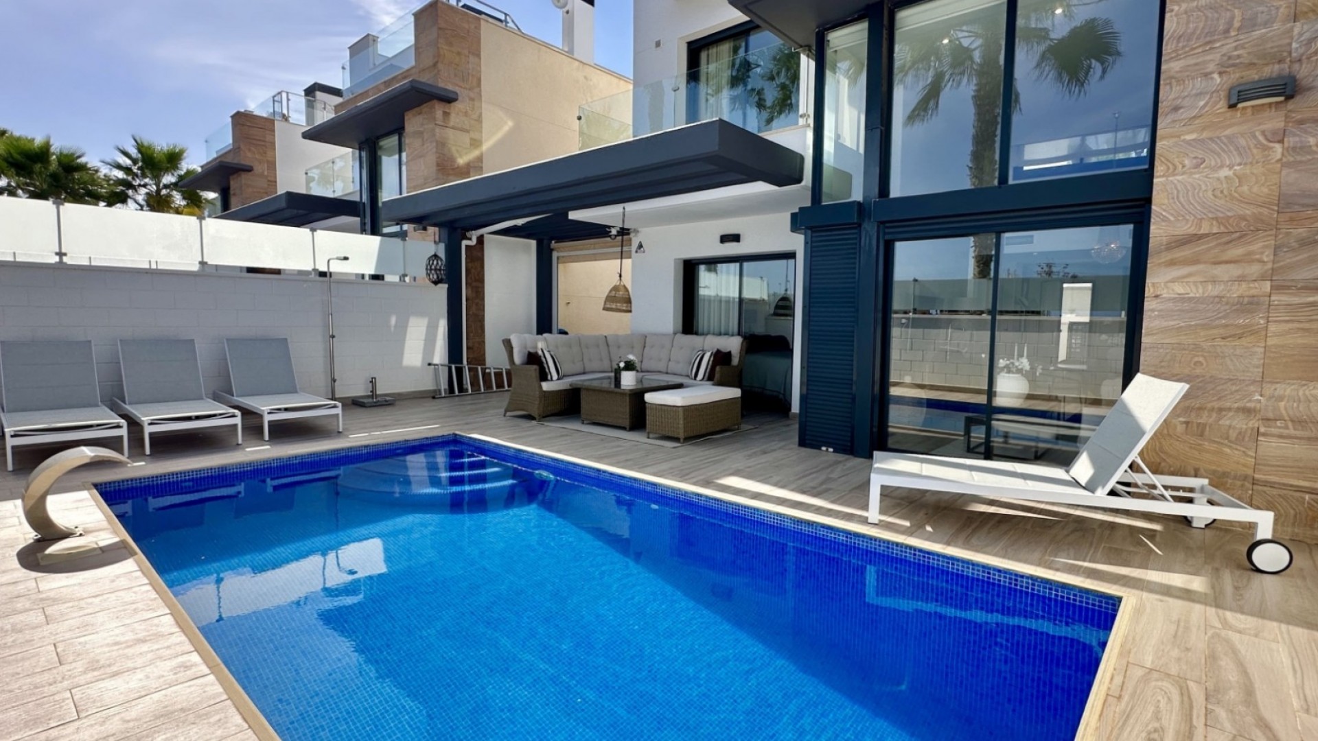 Sale - Detached Villa -
Orihuela Costa - Lomas de Cabo Roig