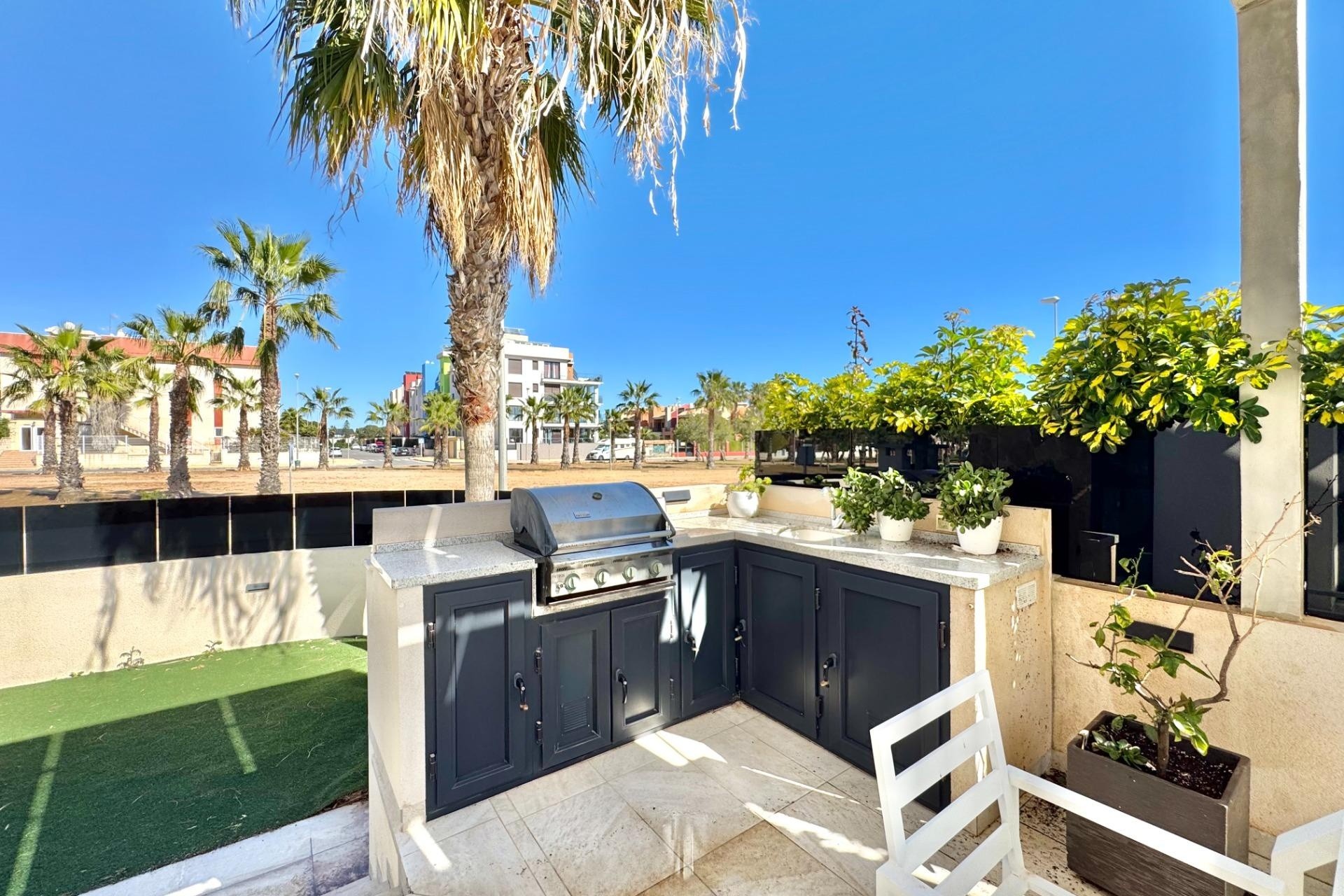 Sale - Detached Villa -
Orihuela Costa - Lomas de Cabo Roig