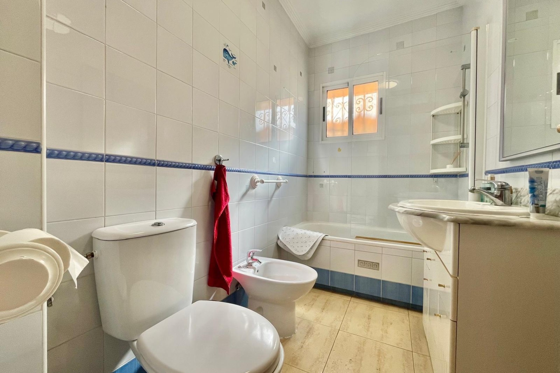 Sale - Detached Villa -
Orihuela Costa - Los Almendros-la Florida