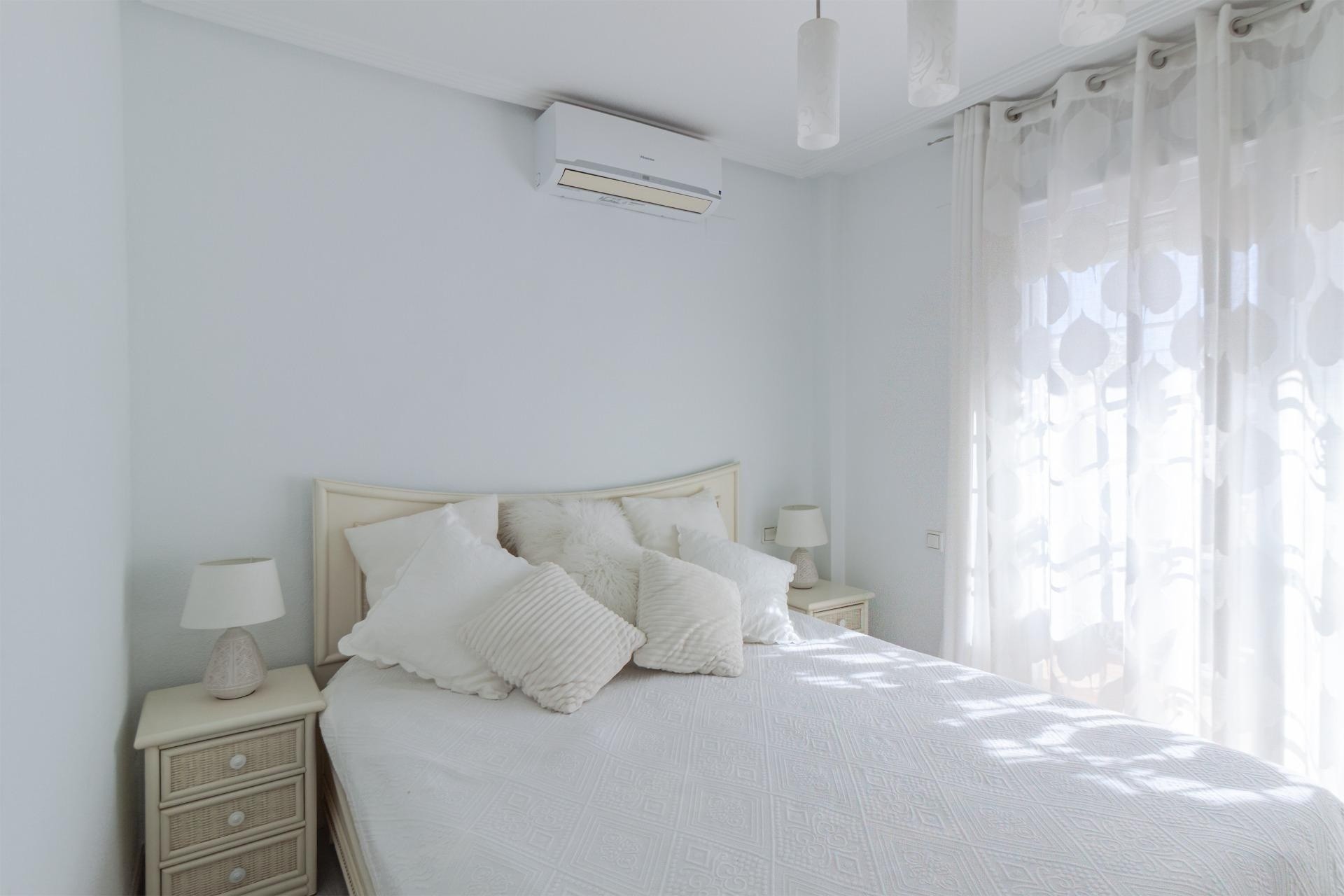 Sale - Detached Villa -
Orihuela Costa - Los Almendros-la Florida