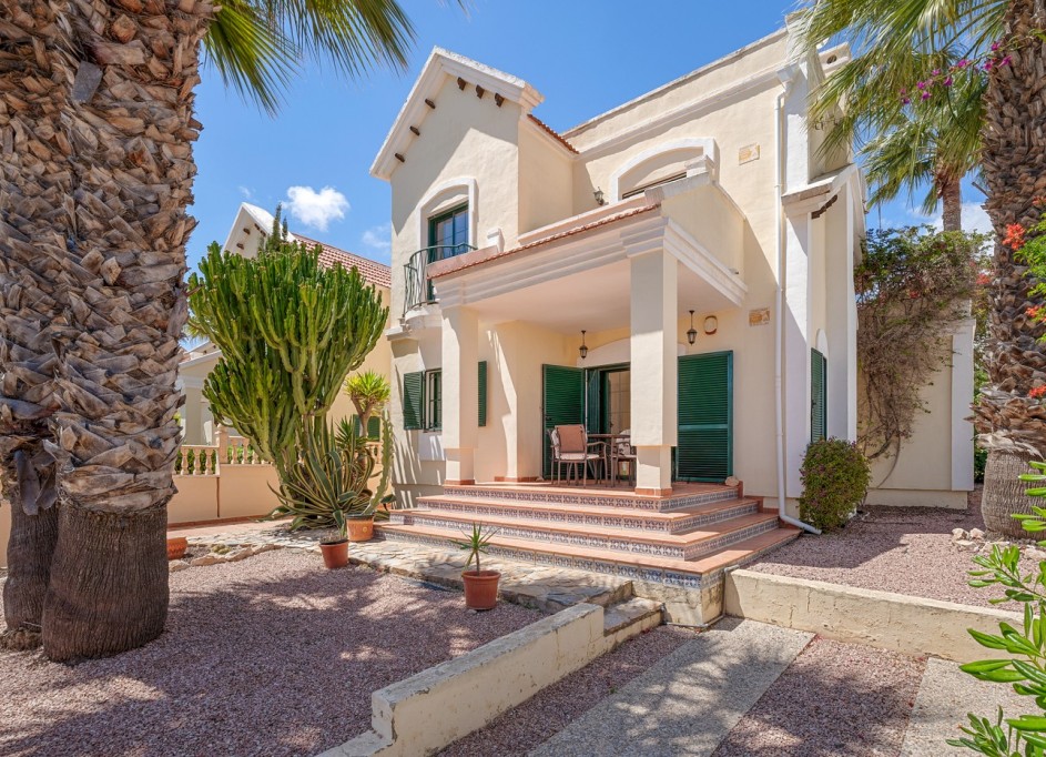 Sale - Detached Villa -
Orihuela Costa - Los Dolses*
