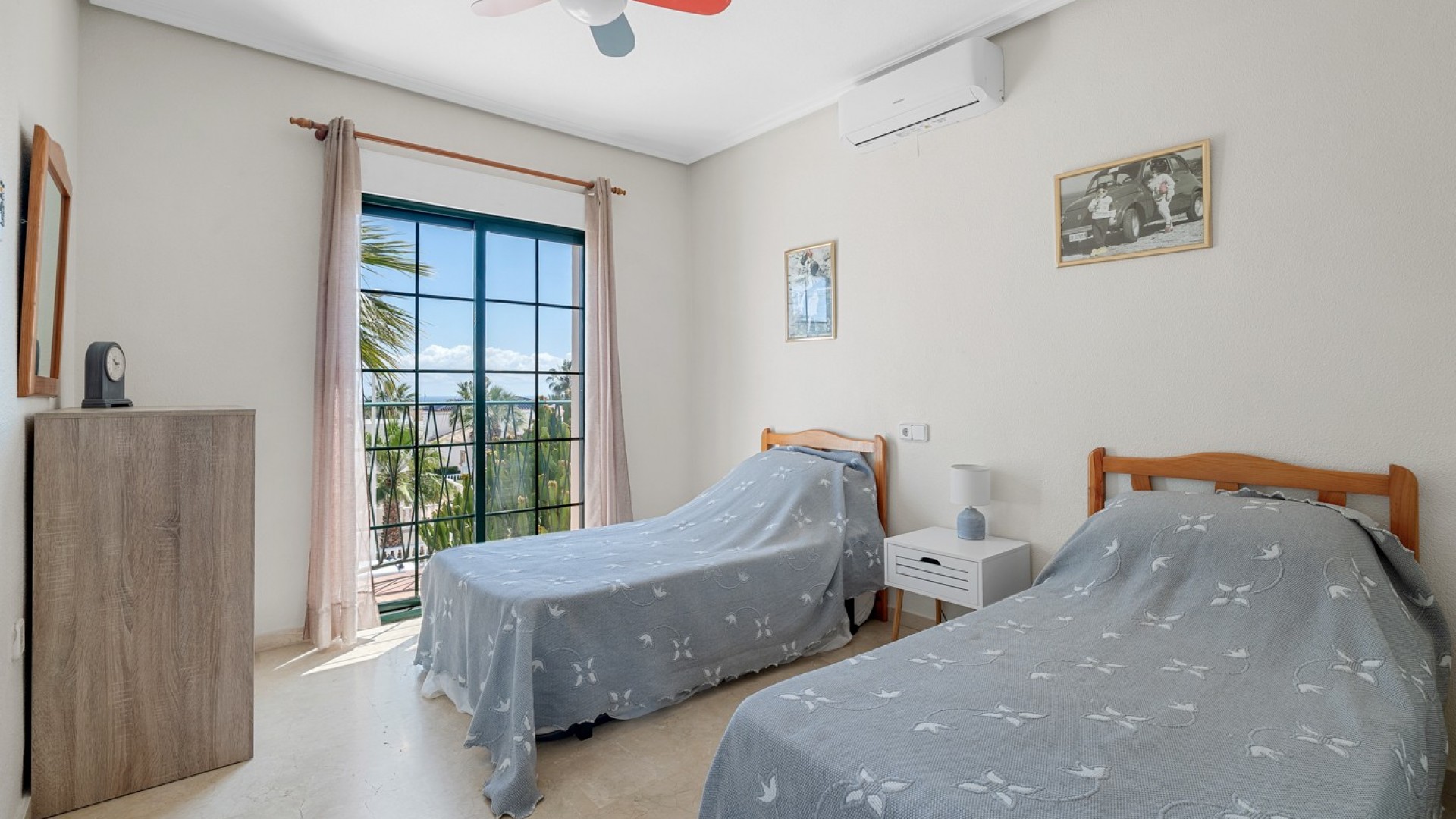 Sale - Detached Villa -
Orihuela Costa - Los Dolses*