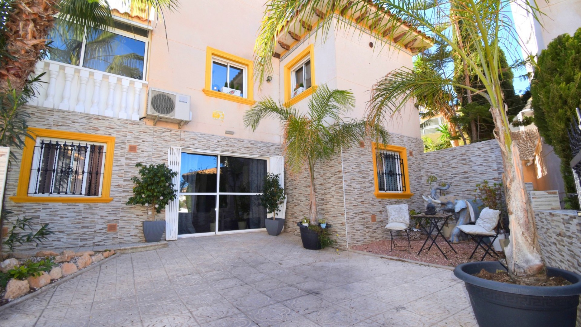 Sale - Detached Villa -
Orihuela Costa - Playa Flamenca