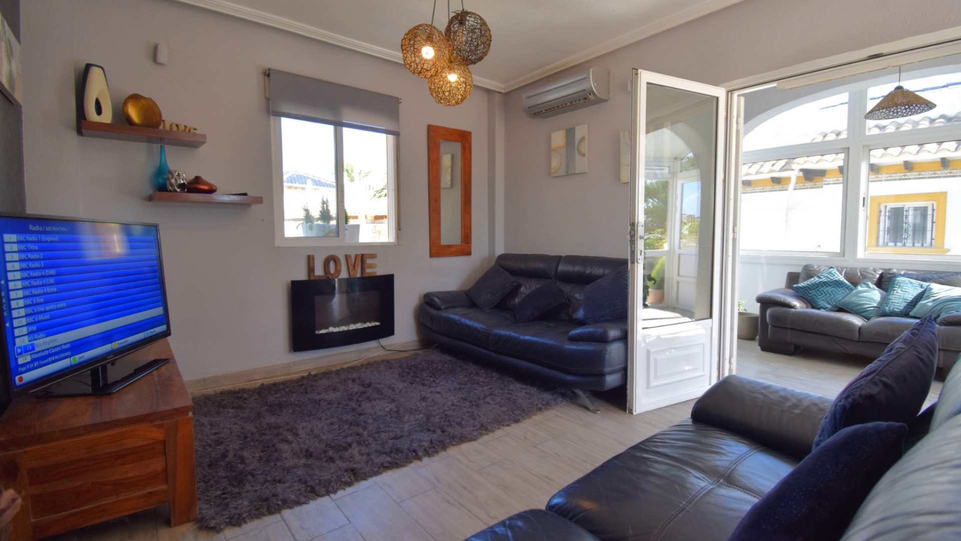 Sale - Detached Villa -
Orihuela Costa - Playa Flamenca